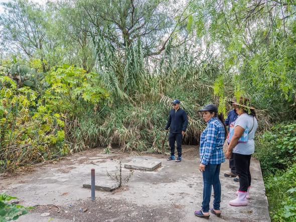 Avanzan trabajos para mejorar la red de drenaje sanitario en Los Hornos en Tepeji del Río