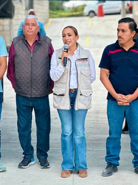 Inauguran calle Las Torres en la colonia Benito Juárez