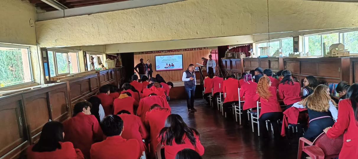 Imparten conferencia sobre prevención del embarazo adolescente en Tula