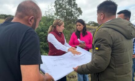 Supervisan proyecto para nuevas instalaciones del Telebachillerato en Santa Ana Atzcapotzaltongo