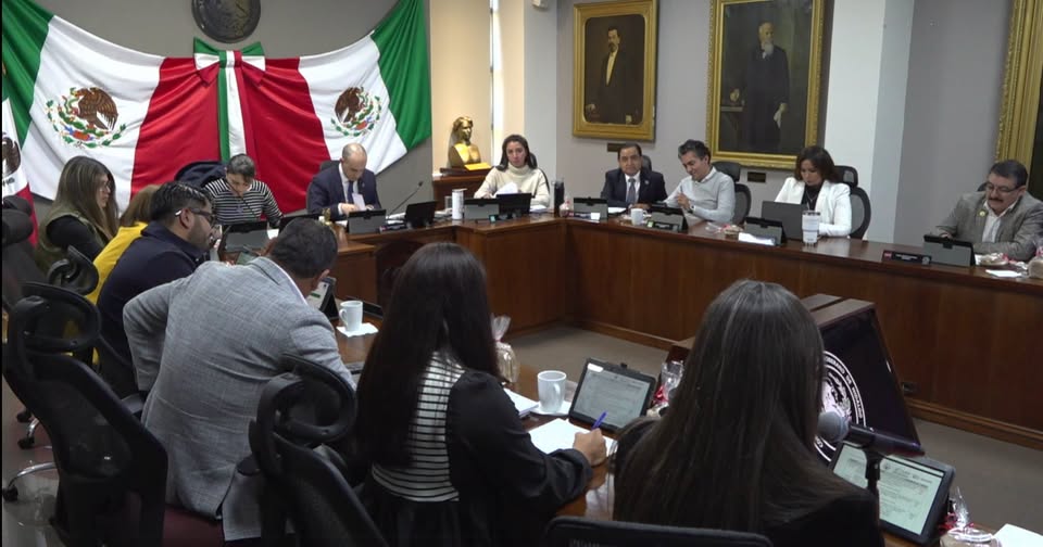 Alcaldes de Hidalgo podrán firmar contratos sin aval del Cabildo