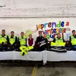 Entregan uniformes a personal de Protección Civil y Bomberos de Tepeji del Río