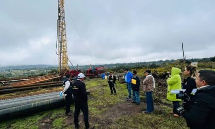 Supervisan avances de la perforación de pozo profundo en Xochitlán de las Flores, Tula de Allende