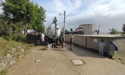 CAAMTROH realiza trabajos de desazolve en San Ildefonso