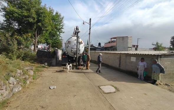 CAAMTROH realiza trabajos de desazolve en San Ildefonso