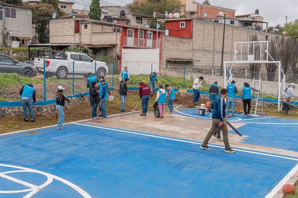 Realizan faena comunitaria en las canchas de “El Capulín”, en Tepeji del Río