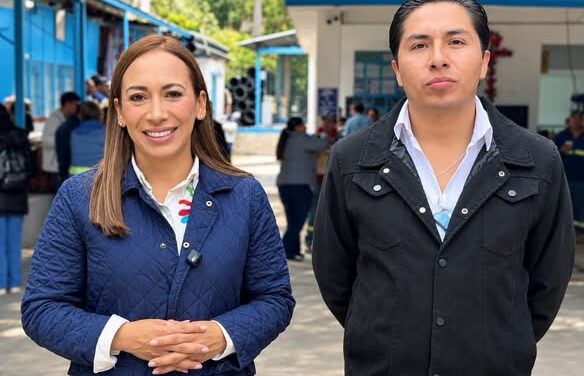 Entrega Gobierno Municipal uniformes a personal de Agua y Alcantarillado en Tepeji del Río