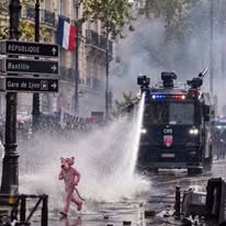 “Farmeando aura” en Francia